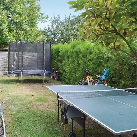 Two-bedroom Holiday In Balatonvilágos