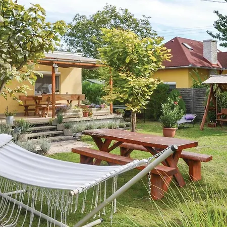 Two-bedroom Holiday In Ferienhaus Balatonvilágos